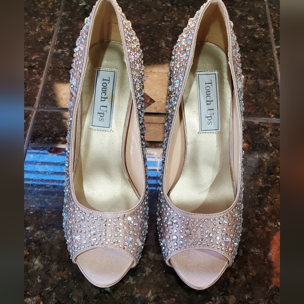 Champagne colored 3 1/2" Rindstone crystal heels